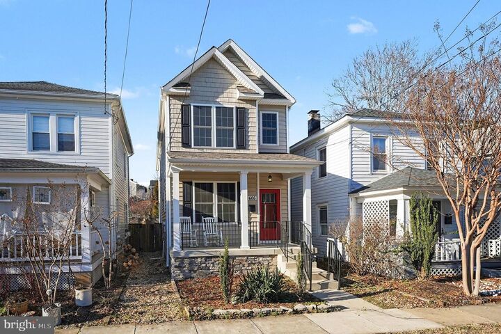 Property Photo:  606 Shepherd Street  VA 22401 