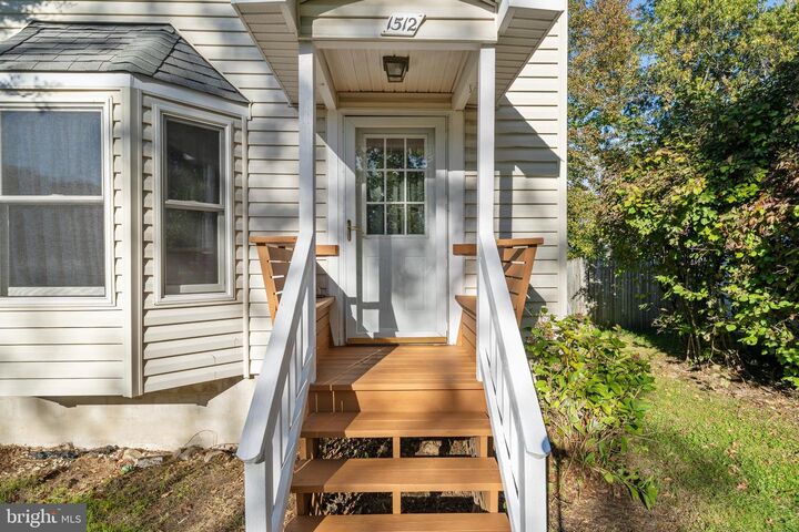 Property Photo:  1512 Lincoln Road  MD 20764 