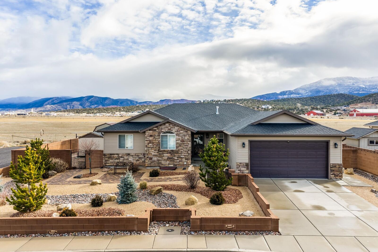 Property Photo: 115 S 3900 W W UT 84720