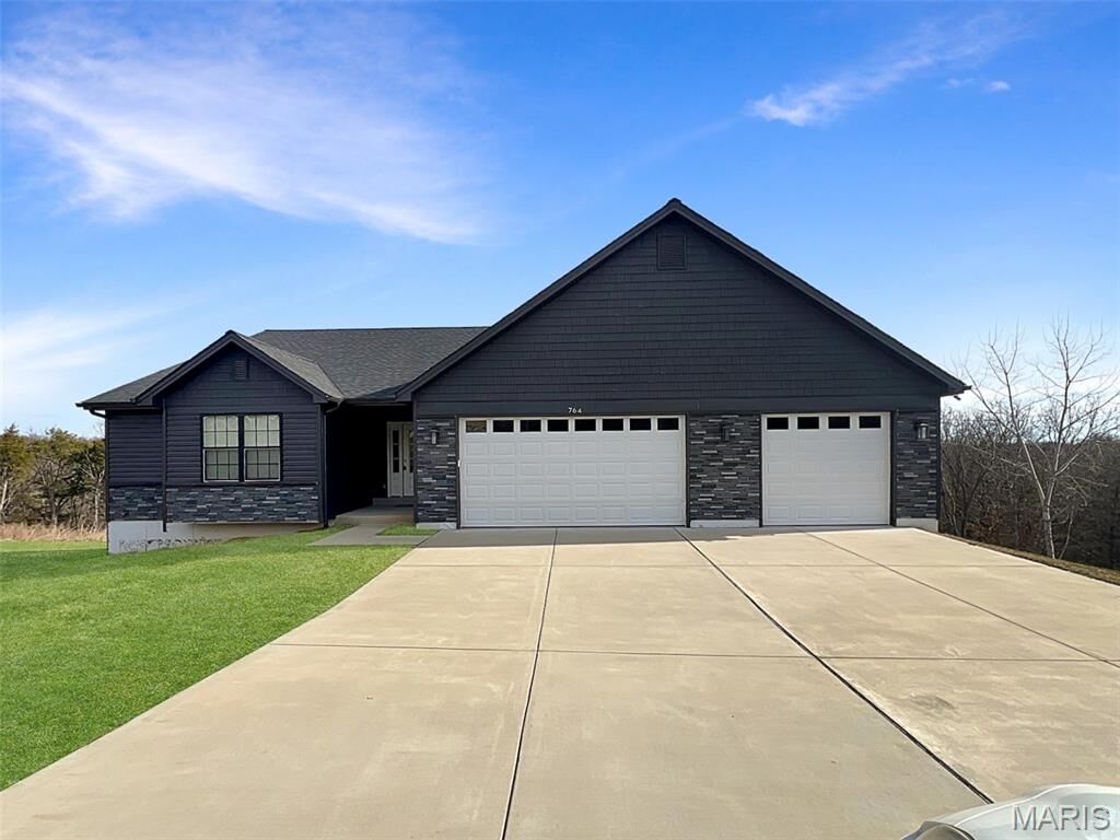Property Photo:  764 Red Clover Drive  MO 63016 