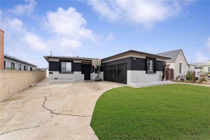 Property Photo:  540 W 118th Street  CA 90044 