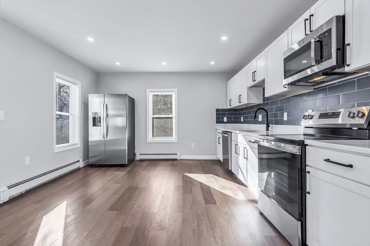 Property Photo:  129 Buttrick Ave  MA 01420 