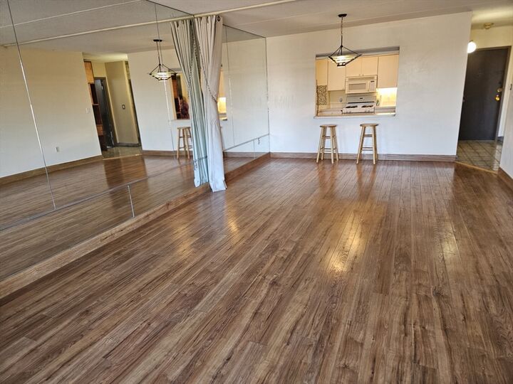 Property Photo:  1550 Worcester Road 414  MA 01702 