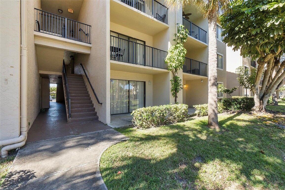 Property Photo:  9188 W Atlantic Boulevard 1513  FL 33071 