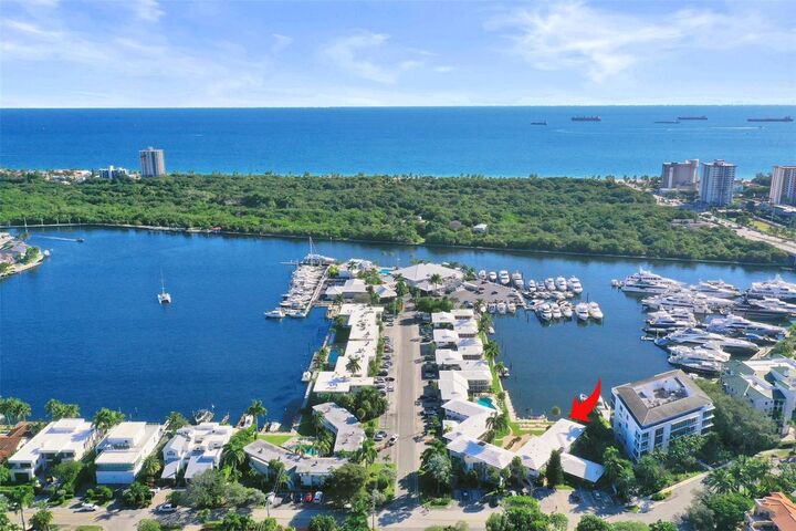 Property Photo:  1124 Seminole Drive 1 C&Ampd  FL 33304 