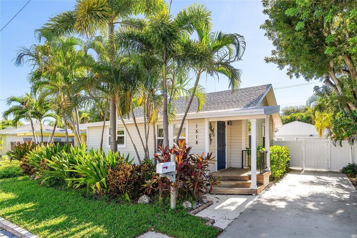 Property Photo:  1518 N Ocean Breeze  FL 33460 