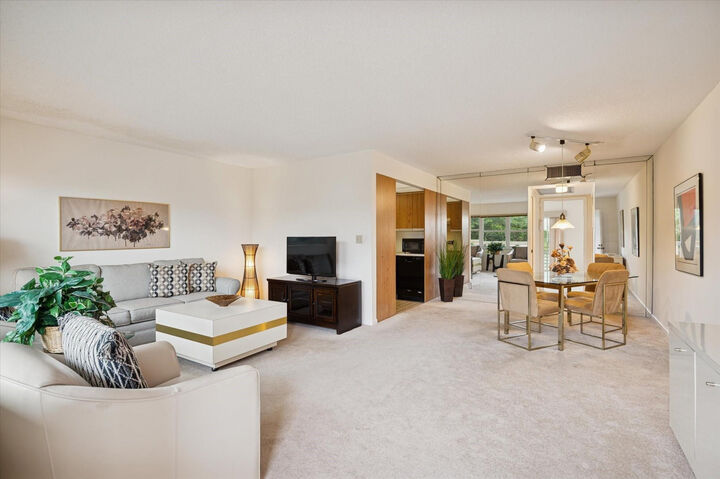 Property Photo:  3205 Portofino Point F3  FL 33066 