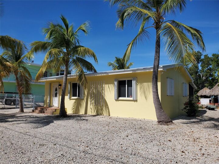 Property Photo:  135 Peace Avenue  FL 33070 