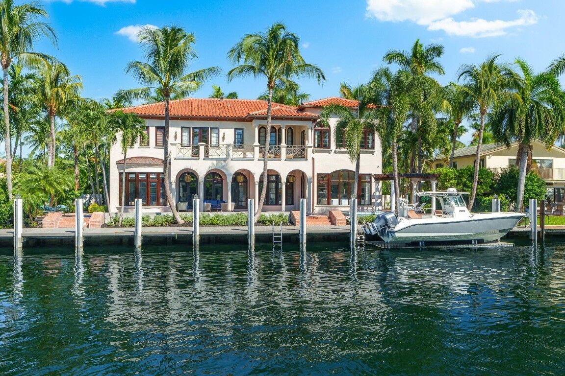 Property Photo: 2530 Laguna Drive FL 33316