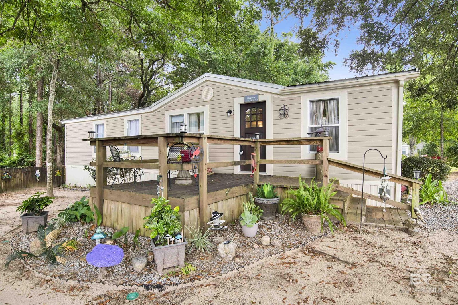 Property Photo: 1854 Suavez Drive AL 36549