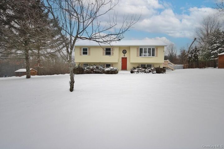 Property Photo:  1065 Dolsontown Road  NY 10940 