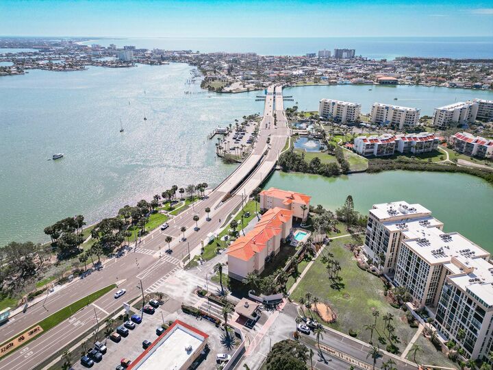 Property Photo: 7910 Sun Island Drive S 305 FL 33707