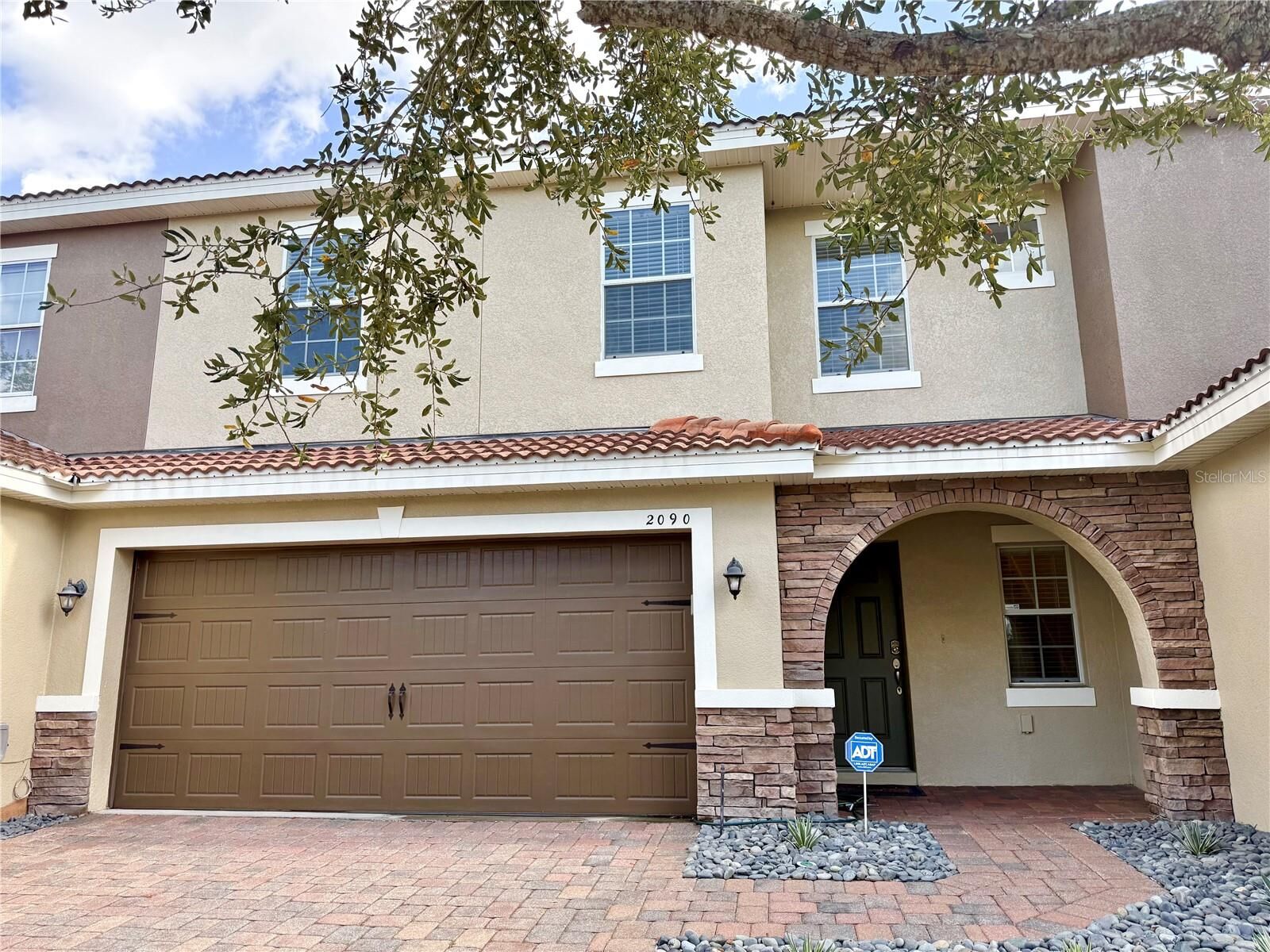 Property Photo:  2090 Water Tupelo Way  FL 34761 