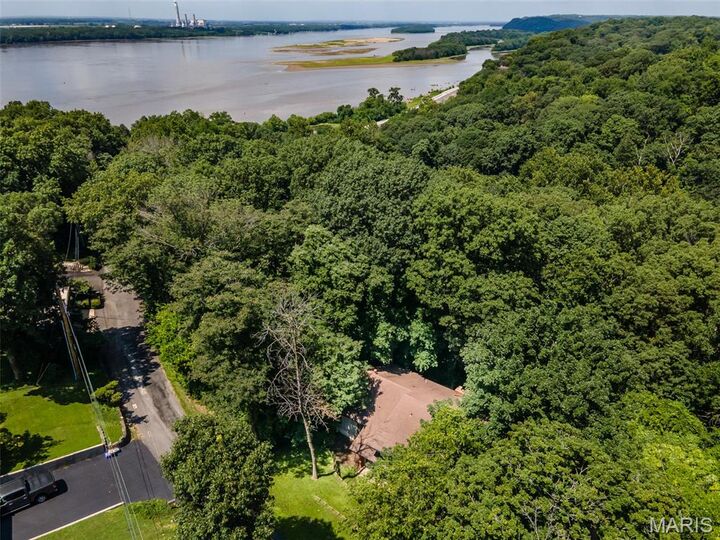 Property Photo:  4810 Kaskaskia Trail  IL 62035 