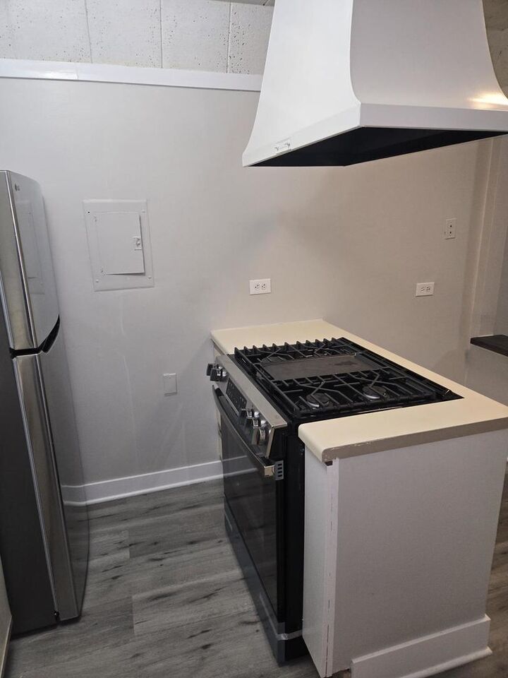 Property Photo:  1808 Fayette Walk Avenue H  IL 60194 