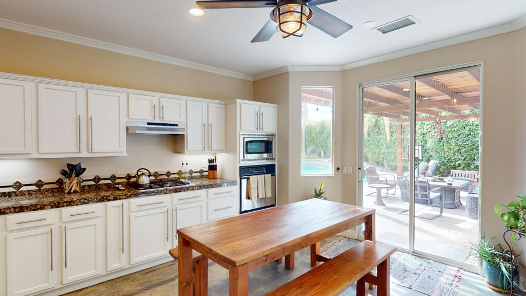 Property Photo:  78135 Calico Glen Drive  CA 92203 