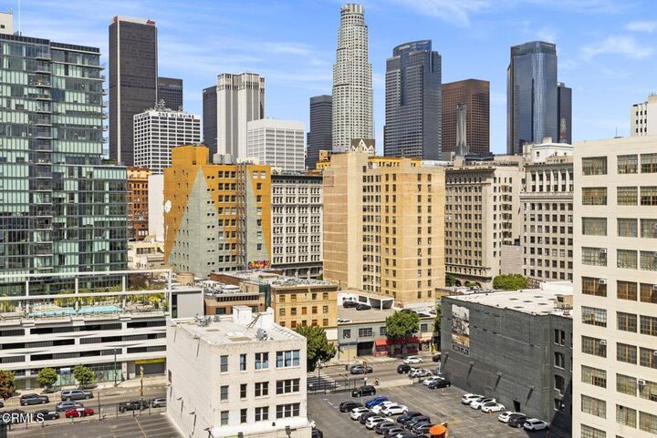 Property Photo:  746 S Los Angeles Street 1001  CA 90014 