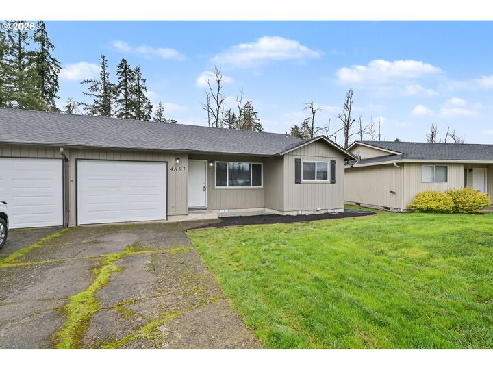 Property Photo:  4853 Elderberry Loop  OR 97478 