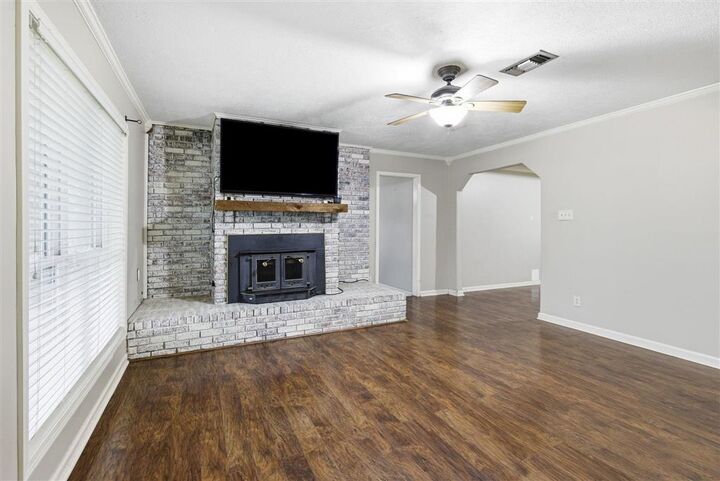 Property Photo:  922 Beau Avenue  LA 70611 