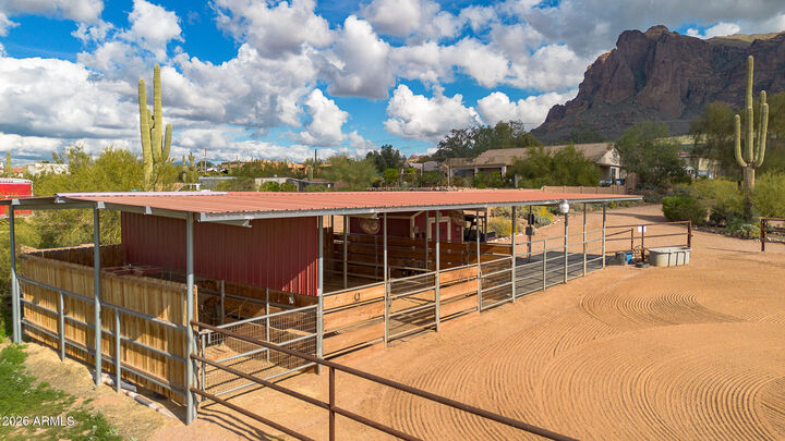 Property Photo: 2934 N Geronimo Road AZ 85119