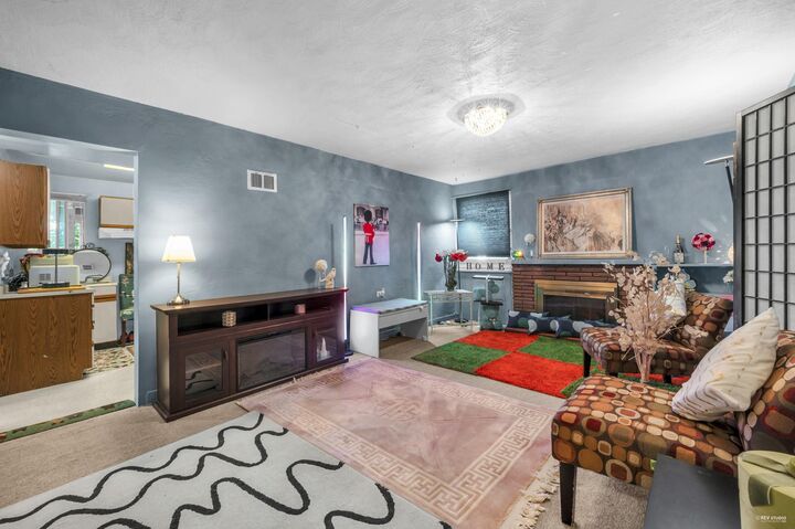917 Ladner Street — photo 1