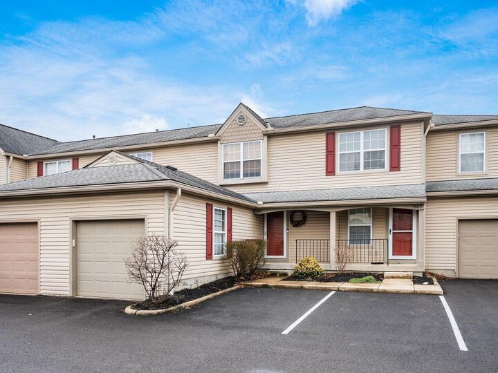 Property Photo:  1807 Messner Drive  OH 43026 