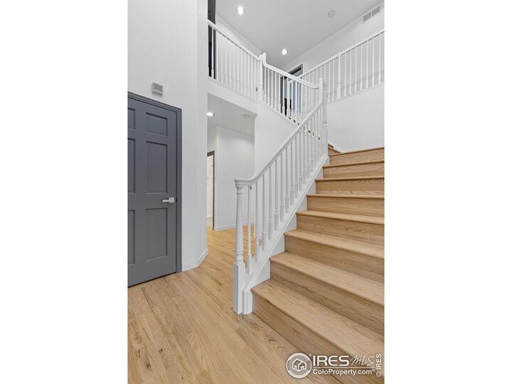 Property Photo:  4624 S Hampton Cir  CO 80301 