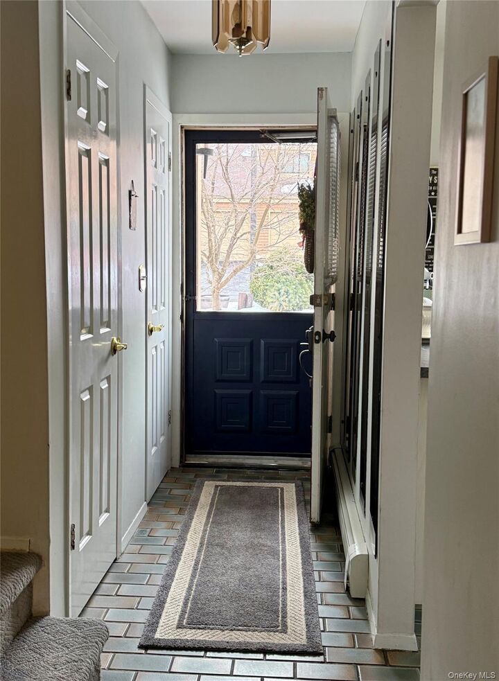 Property Photo:  120 Brush Hollow Crescent  NY 10573 