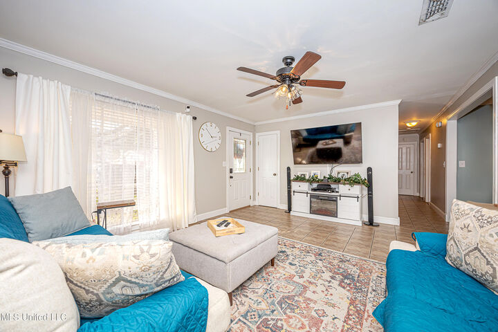 Property Photo:  2706 Lynwood Street  MS 39567 