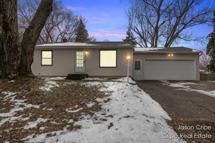 Property Photo: 1365 Lancaster Avenue NW MI 49504