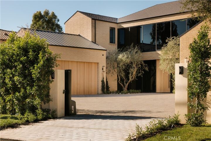 Property Photo:  4543 Densmore Avenue  CA 91436 