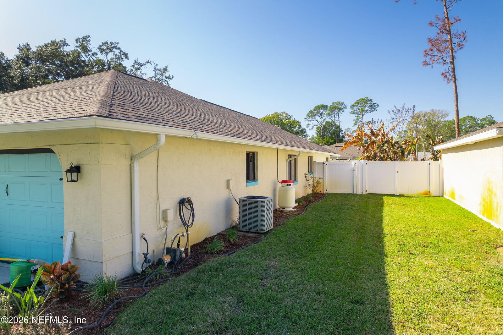 Property Photo:  71 Bressler Lane  FL 32137 