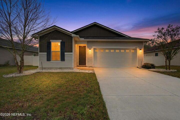 Property Photo:  1062 Persimmon Drive  FL 32068 