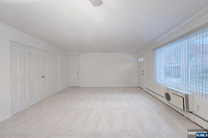 Property Photo:  55 Knox Terrace 1A  NJ 07470 