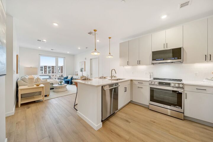 Property Photo: 80 Constitution Avenue NH 03801