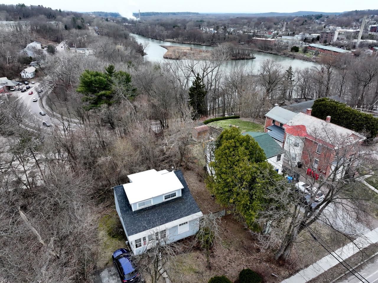 Property Photo: 406 Colchester Avenue VT 05401