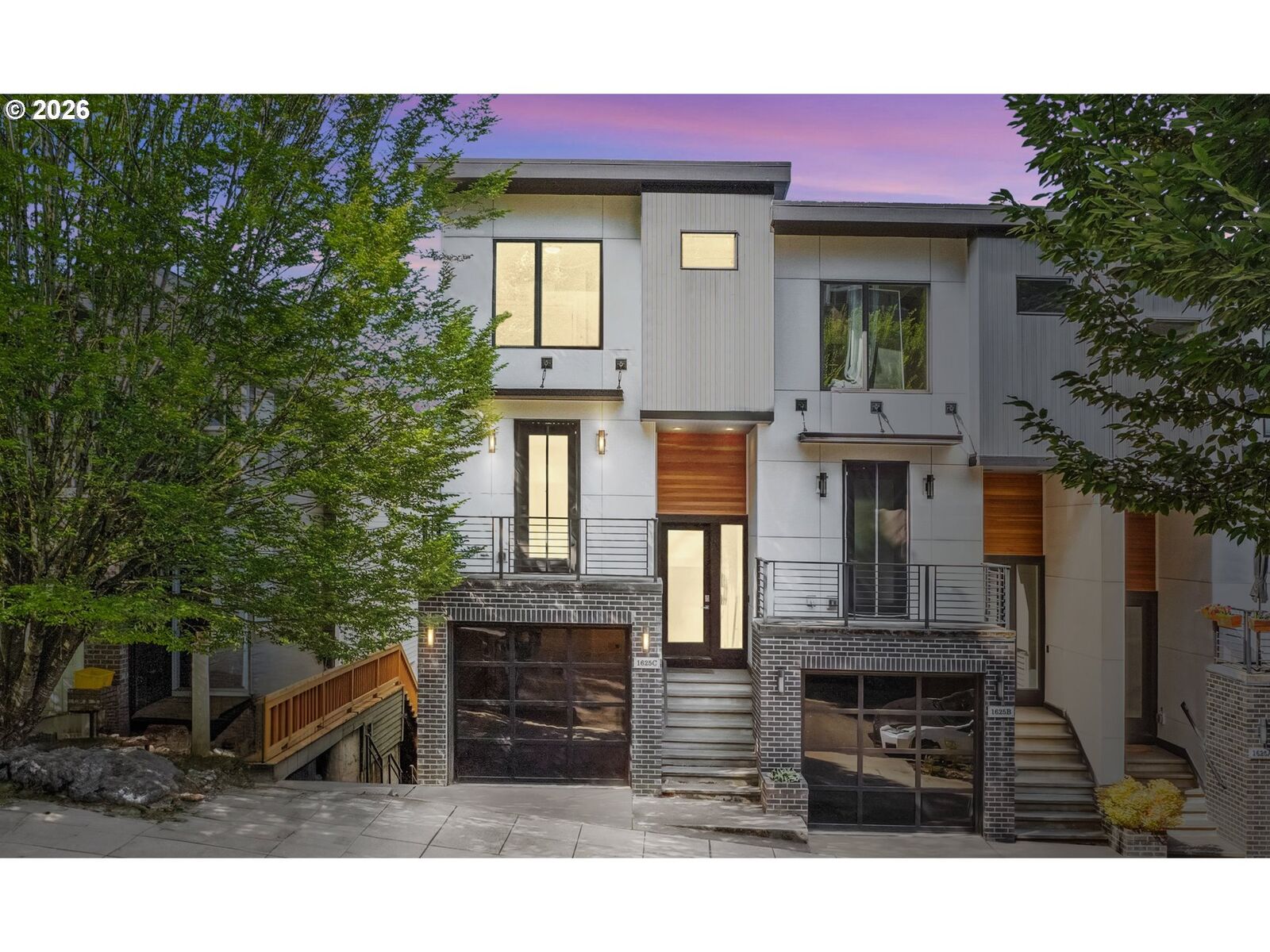 Property Photo:  1625 SW Montgomery St C  OR 97201 