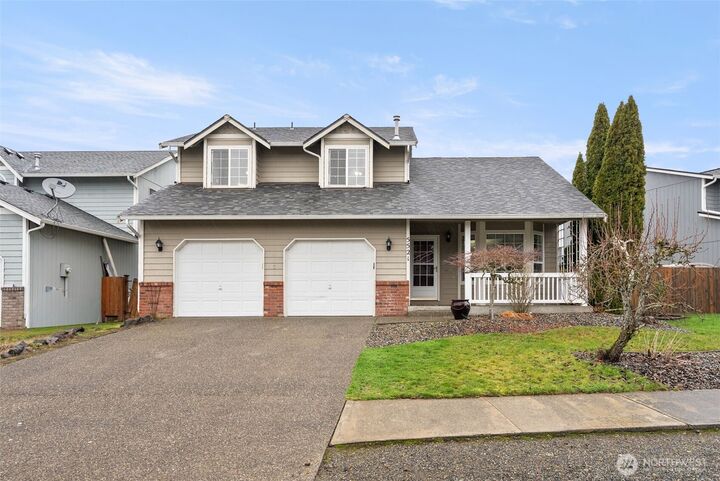 Property Photo:  5521  209th Street E  WA 98387 