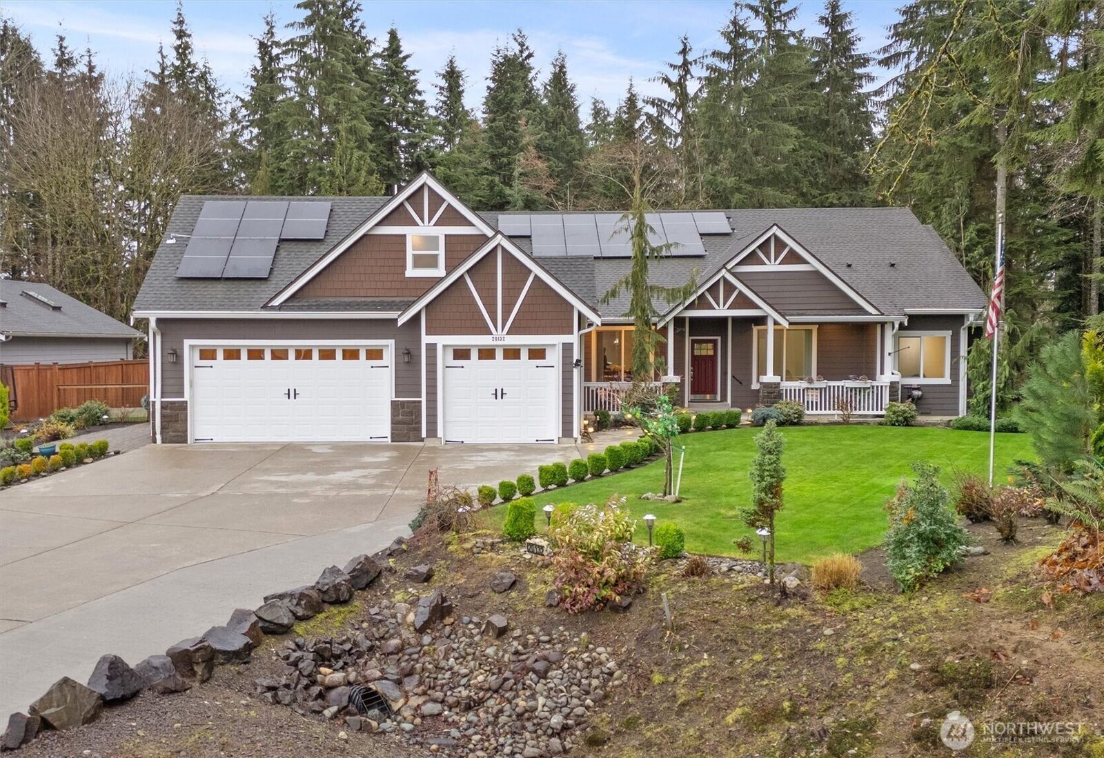 Property Photo: 20132 107th Place SE WA 98290