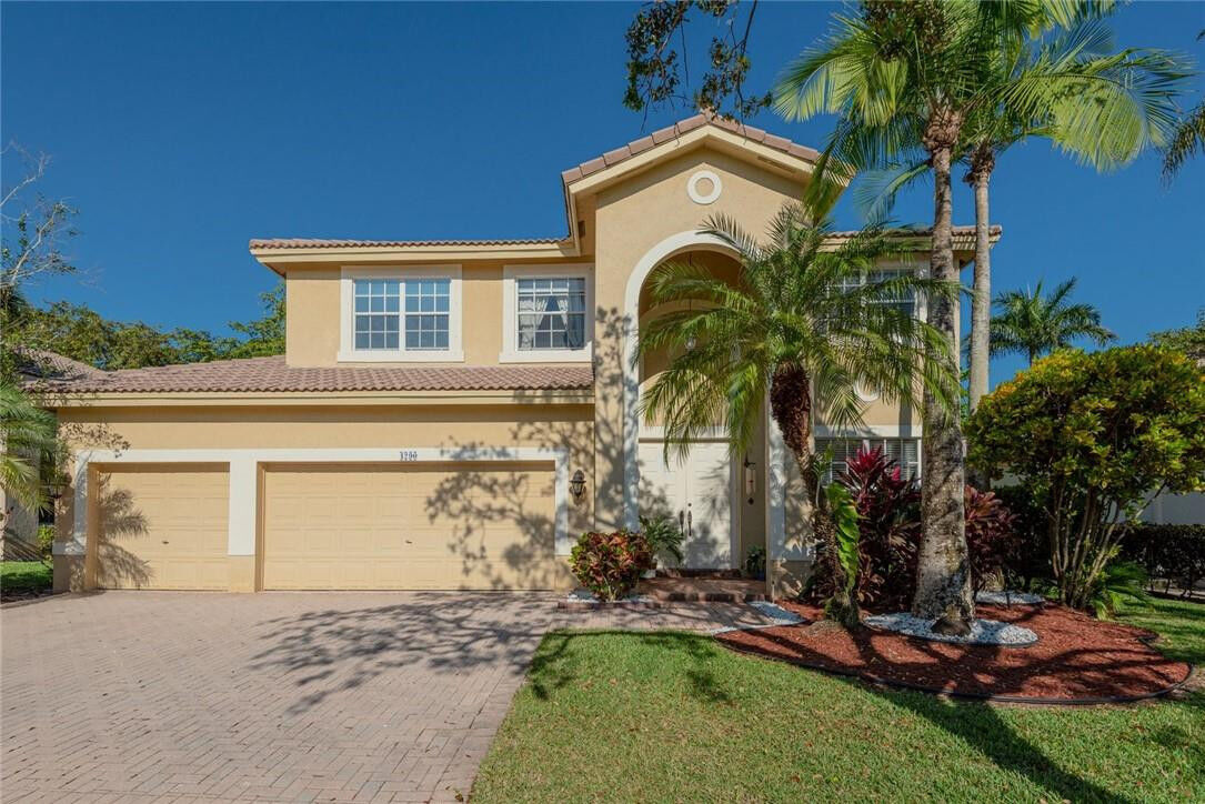 Property Photo: 4290 Diamond Drive FL 33331