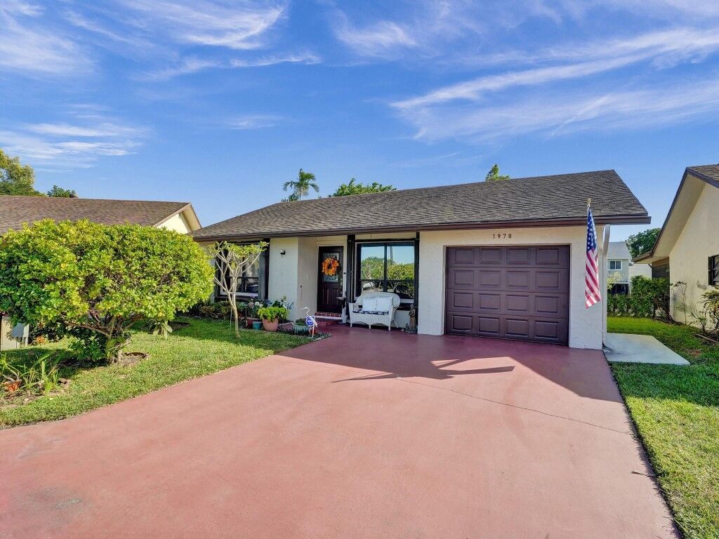 Property Photo:  1978 SW 17th Drive  FL 33442 