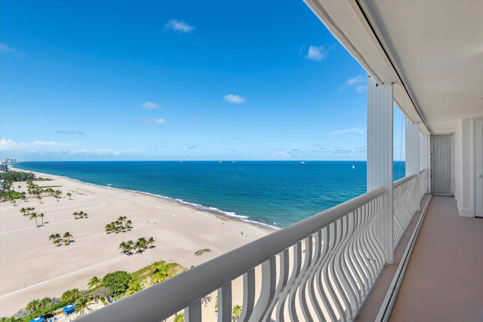 Property Photo:  2200 S Ocean Lane 2107  FL 33316 