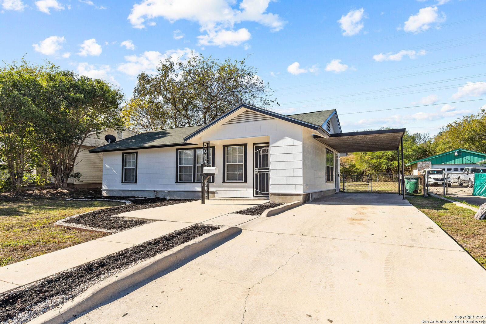 Property Photo:  115 Robeson  TX 78220 