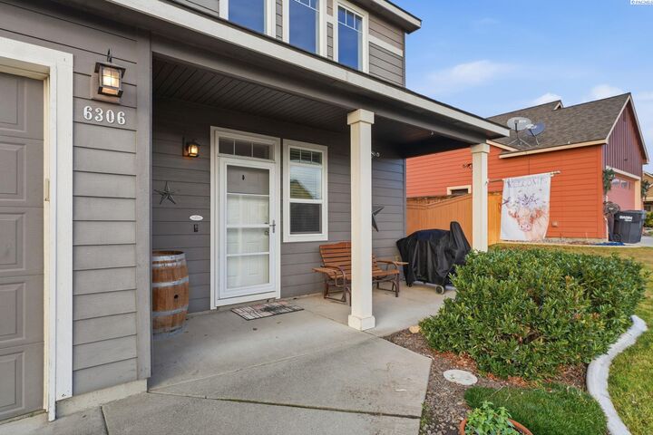 Property Photo:  6306 Landsdowne Ct.  WA 99301 