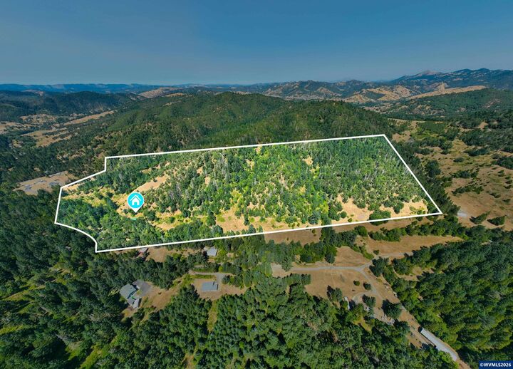 Property Photo:  1470 East Willis Creek Rd  OR 97496 