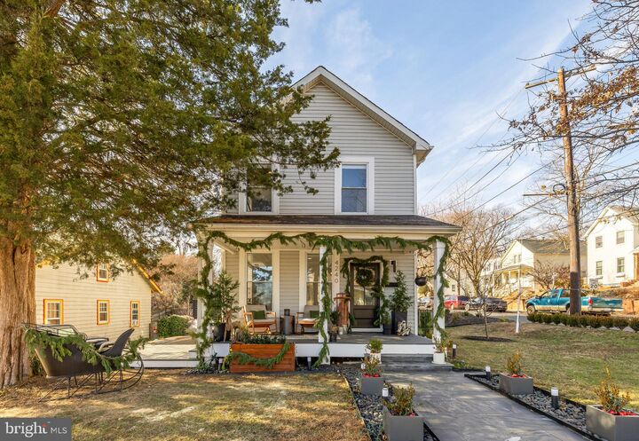 Property Photo:  4240 34th Street  MD 20712 