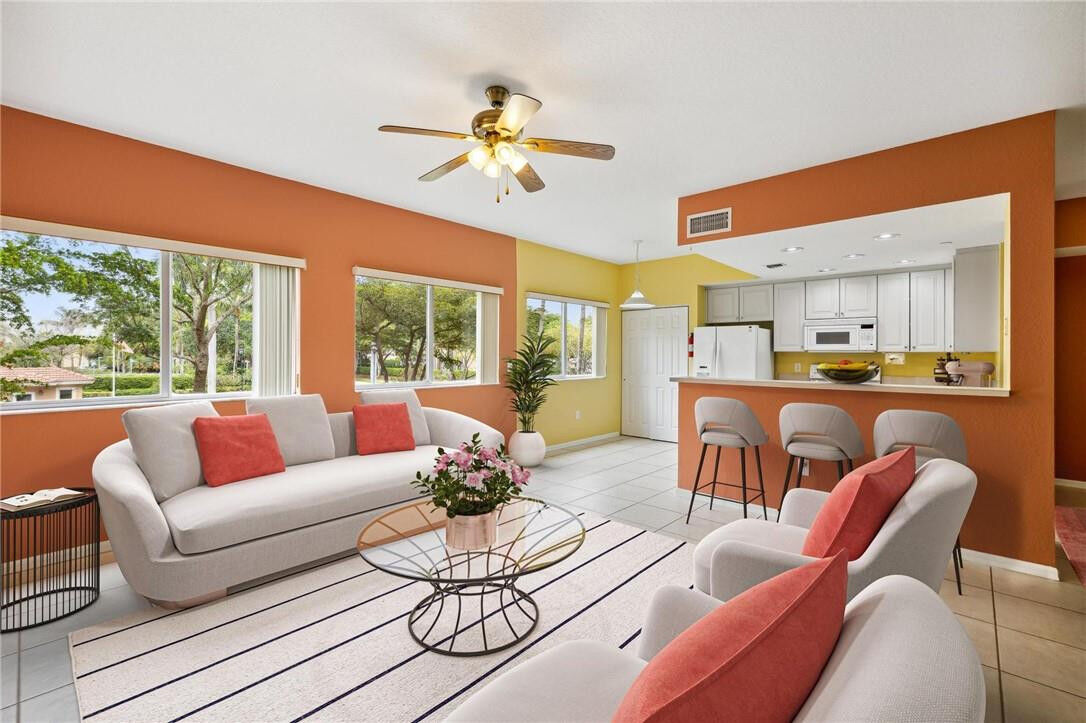 Property Photo:  7715 Yardley Drive 214  FL 33321 