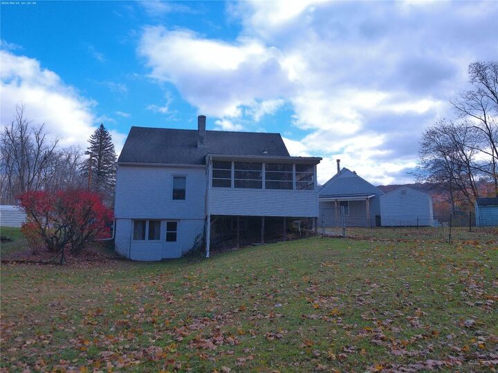 Property Photo:  13 Dale Court  NY 13901 