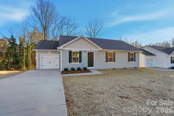 Property Photo:  1201 Suncrest Avenue  NC 28677 