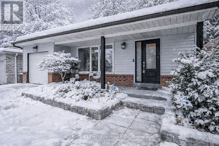 Property Photo:  378 West Acres Drive  ON N1H 7A8 